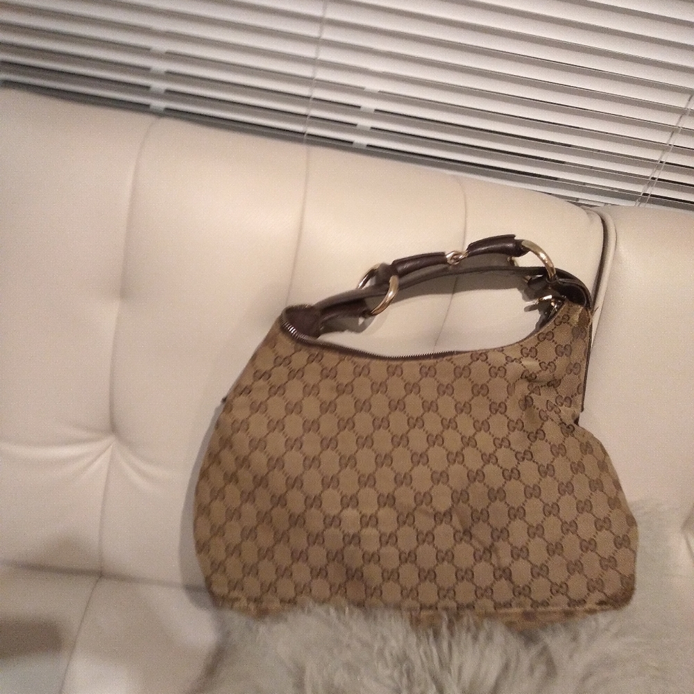 Gucci Bag - Picture 5 of 6